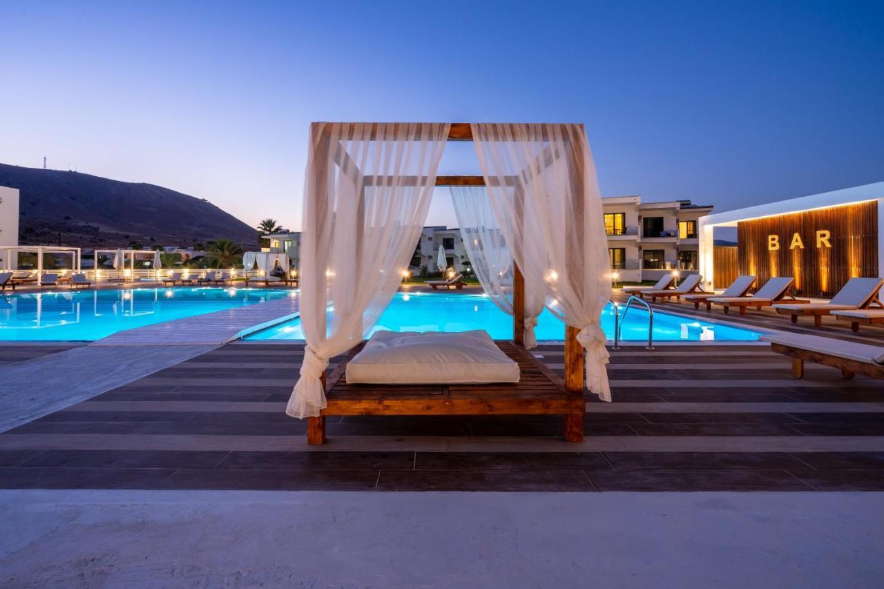 Hotel Kamari 4*