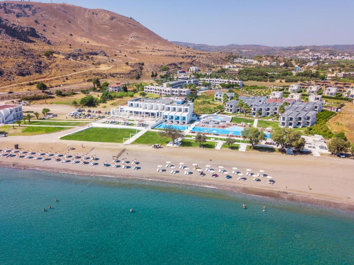 Hotell Kamari 4*
